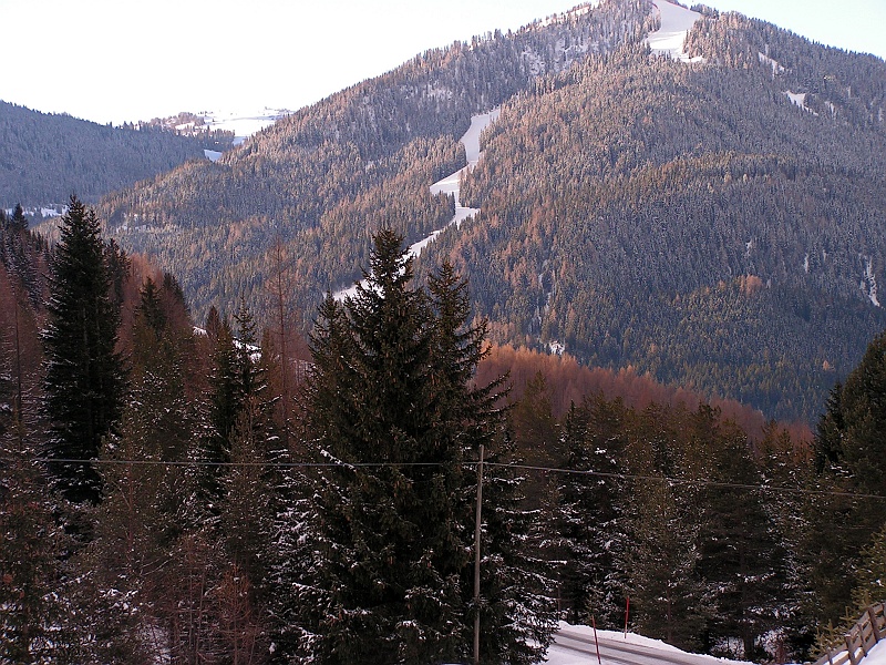 Włochy, 2006.02.19-25 064.jpg - Gran Risa widziana z przeciwległego stoku.